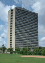 Riverview Tower in Minneapolis, MN - Building Photo - Building Photo