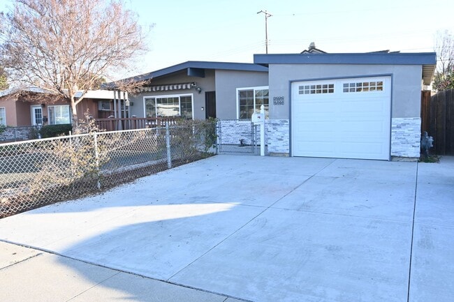 property at 1935 Jackson St