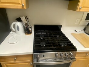 1810 Euclid Ave, Unit 22 in Berkeley, CA - Foto de edificio - Building Photo