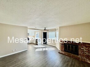 10927 Glenoaks Dr in Rancho Cucamonga, CA - Building Photo - Building Photo