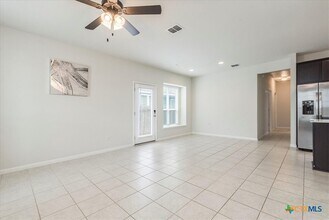 360 Spiny Lizard Ln in San Marcos, TX - Building Photo - Building Photo
