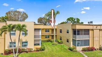 507 Capri K in Delray Beach, FL - Building Photo