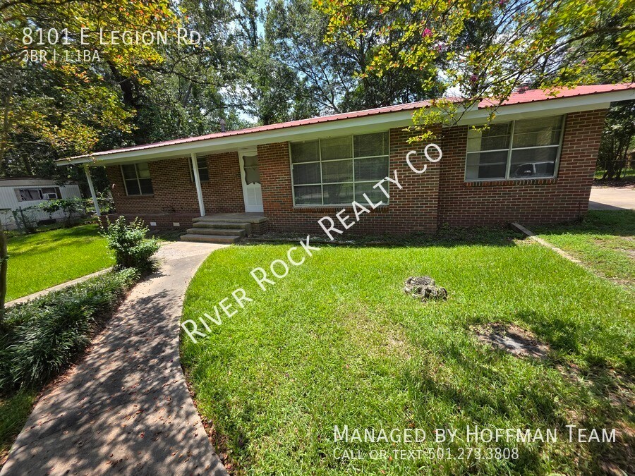 8101 E Legion Rd in Little Rock, AR - Building Photo