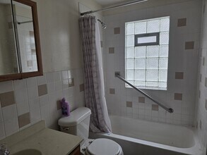 159 80th St in Niagara Falls, NY - Building Photo - Building Photo