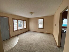 312 3rd St NW in Beulah, ND - Building Photo - Building Photo