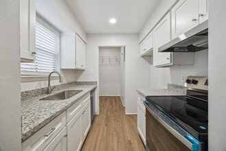 5001 Lamonte Ln in Houston, TX - Building Photo - Building Photo