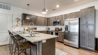 Cortland Chisholm Trail in Fort Worth, TX - Building Photo
