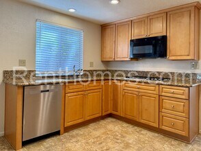 10515 Carrington Dr in San Diego, CA - Building Photo - Building Photo