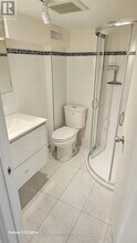 1816 Gerrard St E in Toronto, ON - Building Photo - Building Photo