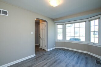 5815 N Canfield Ave in Chicago, IL - Building Photo - Building Photo