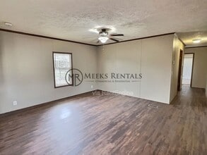 64 Richardson Ln in Ona, WV - Building Photo - Building Photo