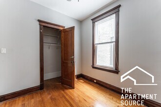 3934 N Hamilton Ave, Unit 2 in Chicago, IL - Foto de edificio - Building Photo