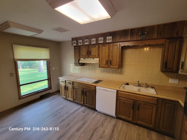 9700 W 9th St N in Wichita, KS - Building Photo - Building Photo