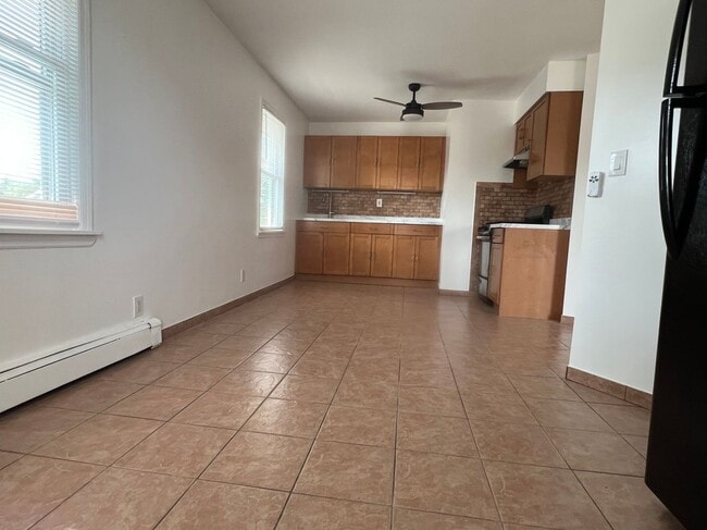 2465 Grand Ave in Bellmore, NY - Building Photo - Building Photo