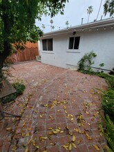 5011 Lockhaven Ave in Los Angeles, CA - Building Photo - Building Photo