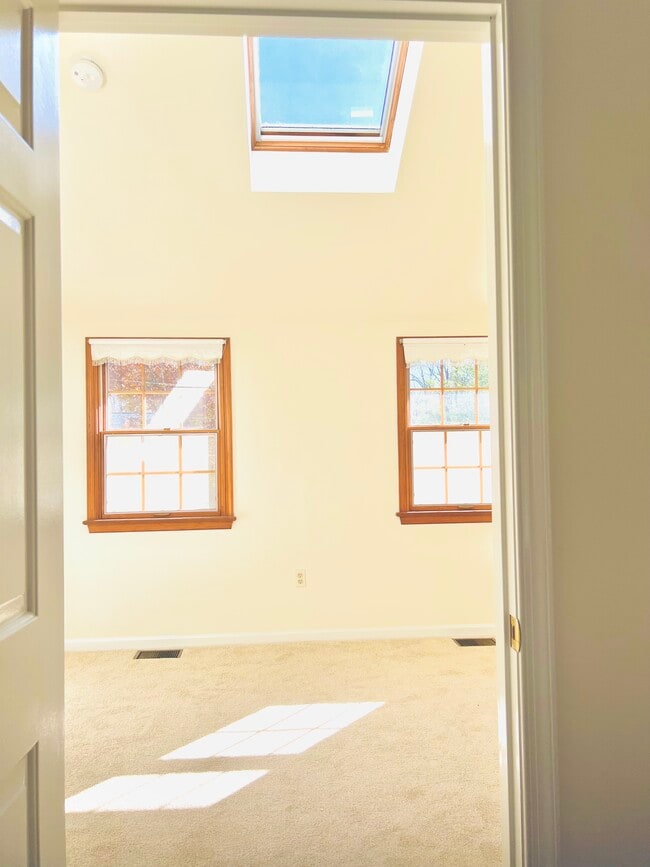 9600 Accord Dr in Potomac, MD - Building Photo - Building Photo