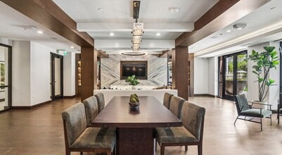 The Park at Katy Trail in Dallas, TX - Foto de edificio - Building Photo