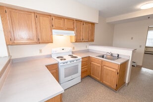 Webster Street in Hartford, CT - Building Photo