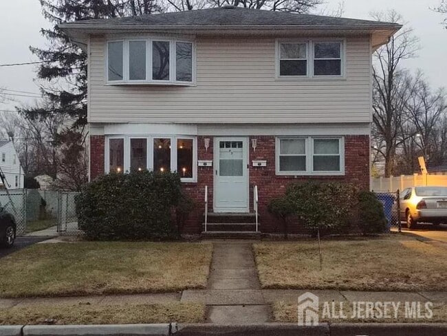property at 43 E 1st St