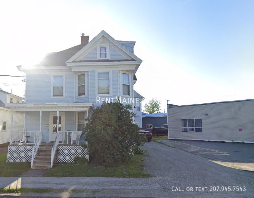 21 Webster Ave in Bangor, ME - Building Photo