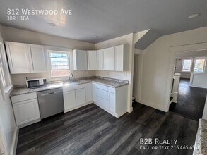 812 Westwood Ave in Dayton, OH - Building Photo - Building Photo