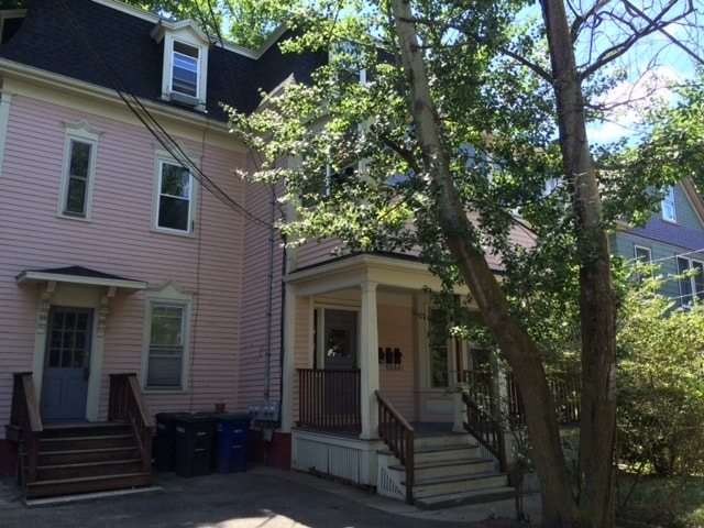 12 Claremon St, Unit 1 in Somerville, MA - Building Photo - Building Photo