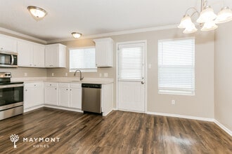 3125 Autumn Run Dr in Forest Hill, TX - Building Photo - Building Photo