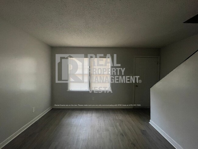 131 Wall St in Warner Robins, GA - Building Photo - Building Photo