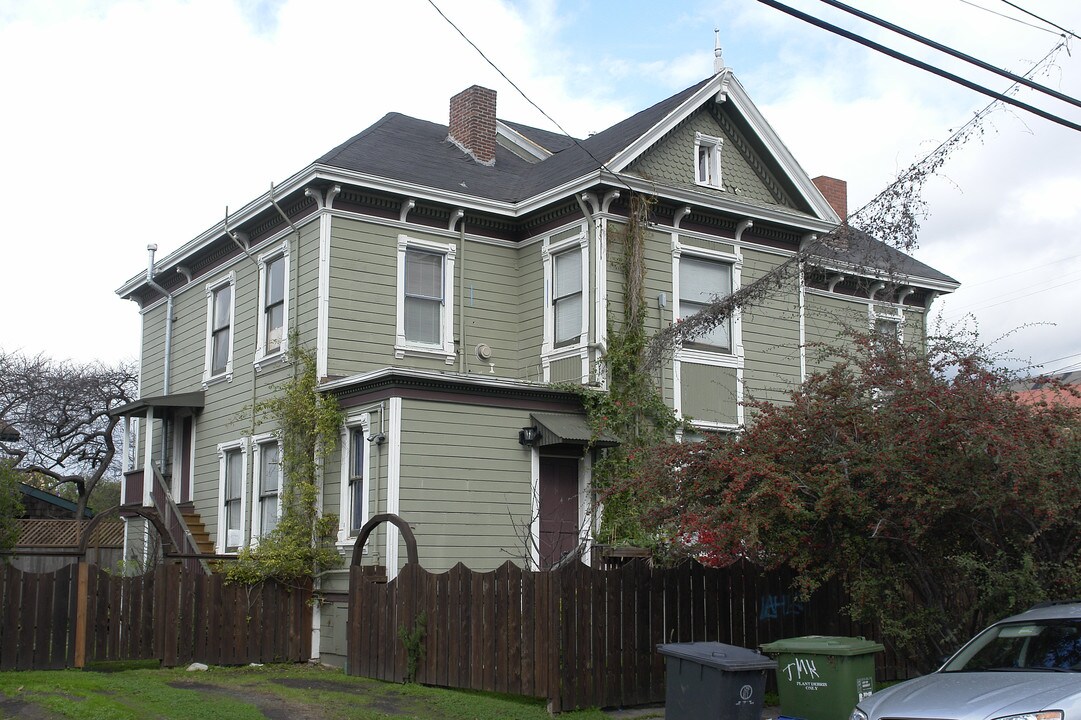 2028 8th St in Berkeley, CA - Foto de edificio