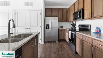 1905 Promenade Way in Jacksonville, FL - Building Photo - Building Photo