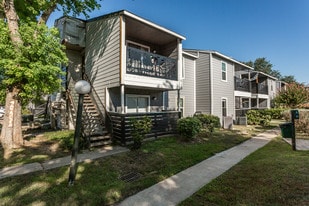 Silvermine in Victoria, TX - Building Photo