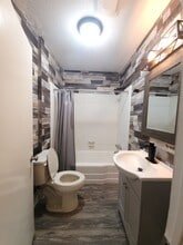915 Edgerton St in Goldsboro, NC - Building Photo - Building Photo