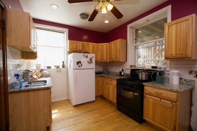 6314 N Glenwood Ave, Unit 1 in Chicago, IL - Building Photo - Building Photo