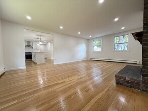 5 Middle St in Lexington, MA - Building Photo - Building Photo