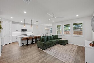 179 Grand Teton Dr in Kyle, TX - Building Photo - Building Photo