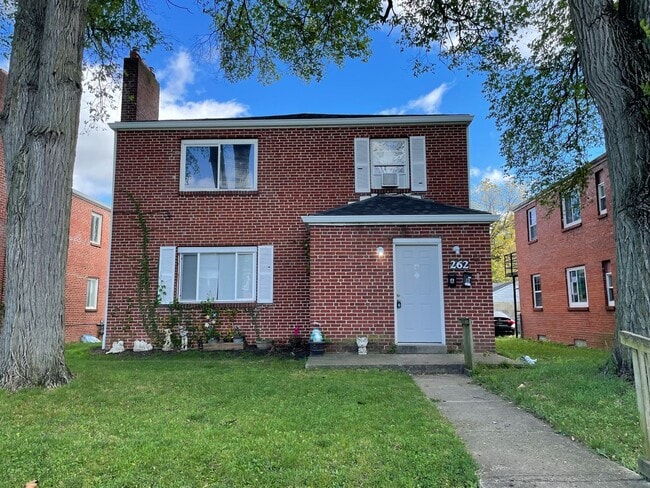 262 S Chase Ave in Columbus, OH - Building Photo - Building Photo