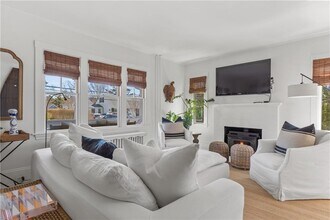 193 Coggeshall Ave in Newport, RI - Building Photo - Building Photo