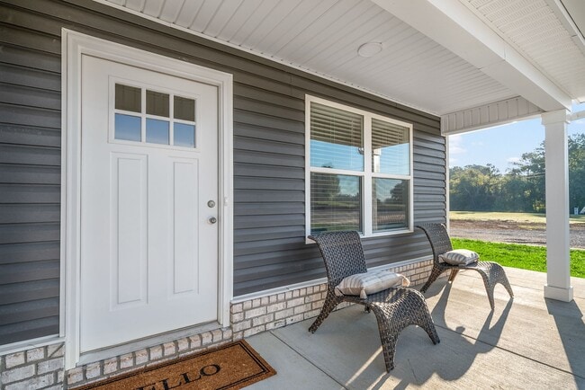 120 Rose Edd Blvd in Oak Grove, KY - Foto de edificio - Building Photo