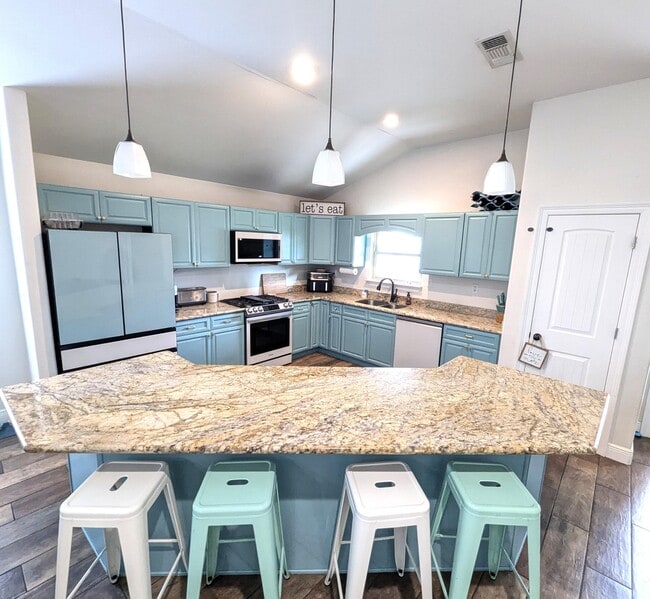 1880 Presidio St in Navarre, FL - Building Photo - Building Photo