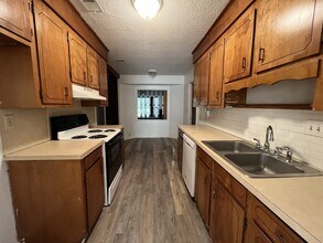 1222 Hampton Dr in Summerville, SC - Building Photo - Building Photo