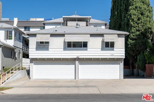 1756 Malcolm Ave in Los Angeles, CA - Building Photo - Building Photo