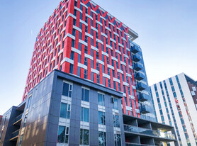 228 Albert St in Waterloo, ON - Building Photo
