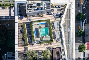 Solaire in San Francisco, CA - Building Photo