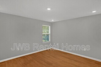 7946 Dekle Ave in Jacksonville, FL - Building Photo - Building Photo