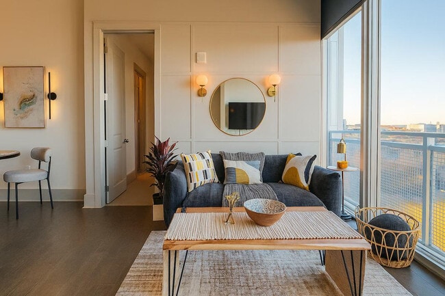 1616 Anderson Rd in McLean, VA - Building Photo - Building Photo