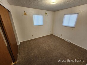 115 Campbell St in Kersey, CO - Building Photo - Building Photo