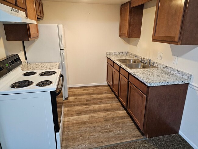 property at 2830 Eldora Dr
