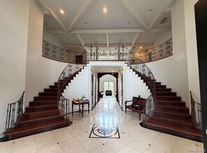 180 Stone Hill Rd in Bedford, NY - Building Photo - Building Photo