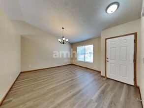 468 McPherson Dr in Blacklick, OH - Building Photo - Building Photo