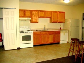 Parker Place Apartments in Whitewater, WI - Foto de edificio - Building Photo